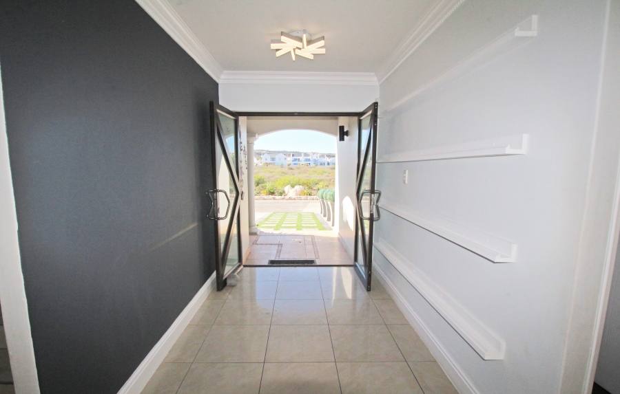 4 Bedroom Property for Sale in Calypso Beach Western Cape